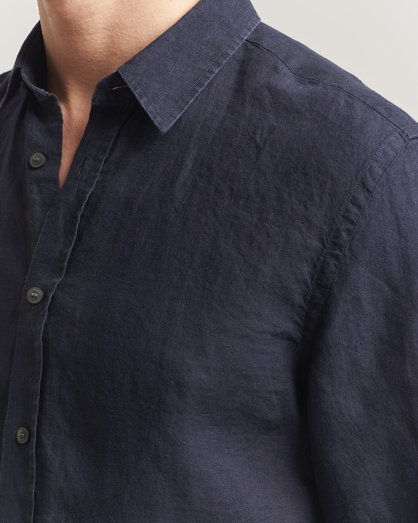 Uomini | Camicie | Tiger of Sweden | Spenser Linen Shirt Midnight Blue