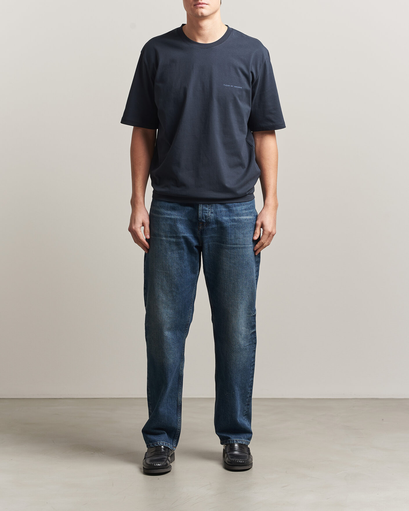 Uomini | T-shirt | Tiger of Sweden | Pro Logo Crew Neck T-Shirt Light Ink