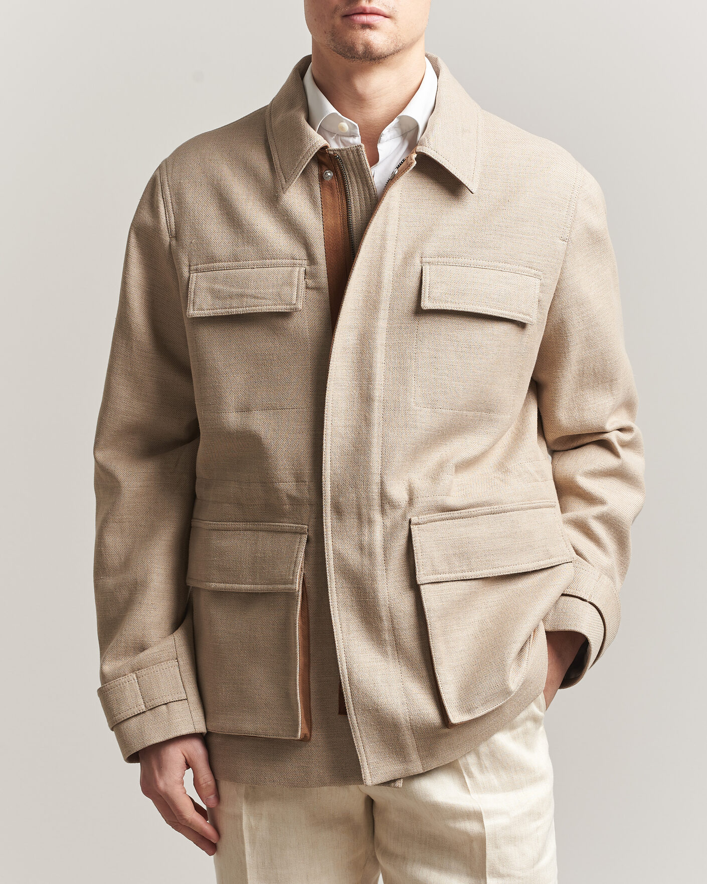 Uomini | Giacche | Tiger of Sweden | Sandser Cotton/Linen Field Jacket Soft Latte