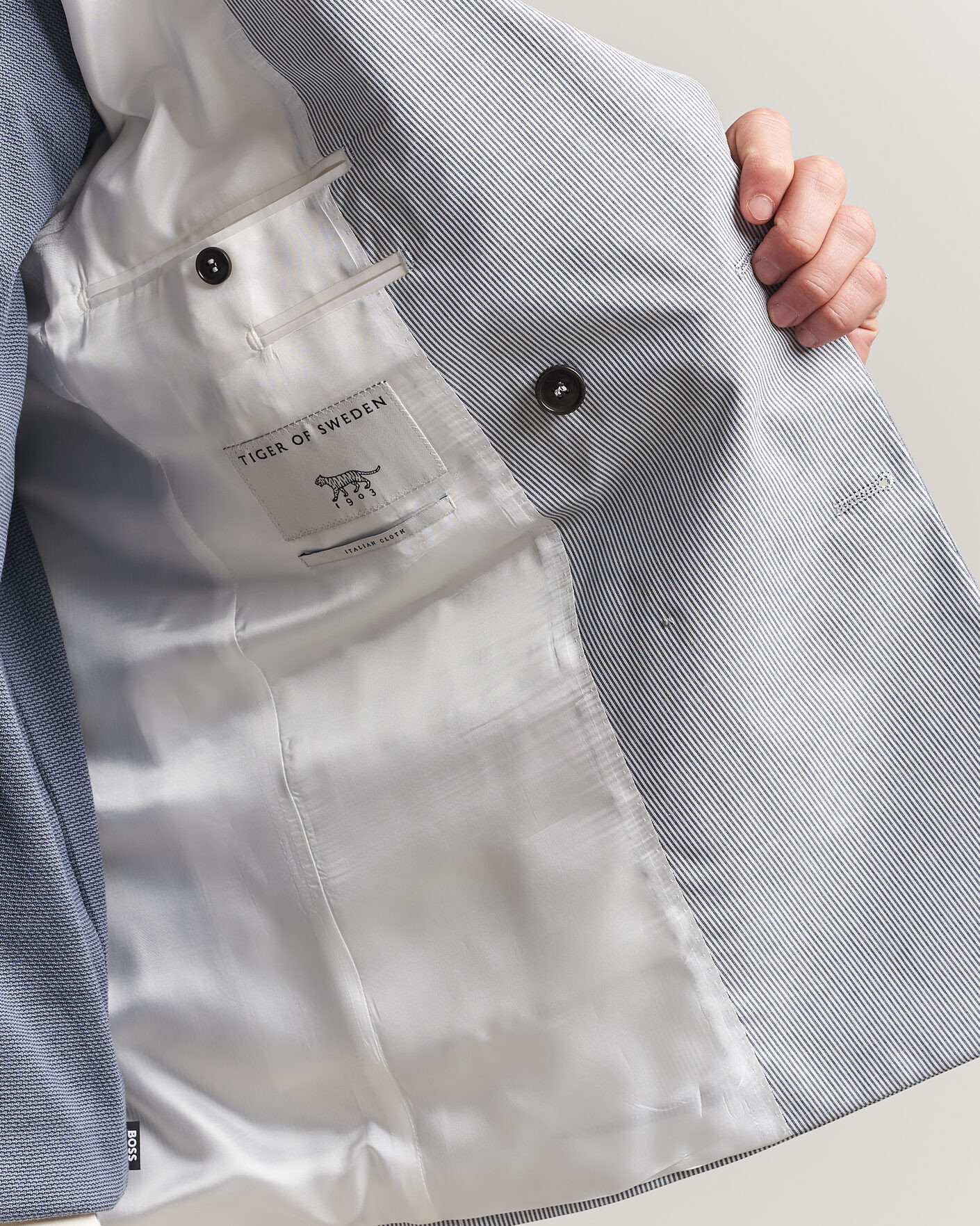 Uomini | Blazers | Tiger of Sweden | Ease Cotton Double Breasted Blazer Thunder Blue