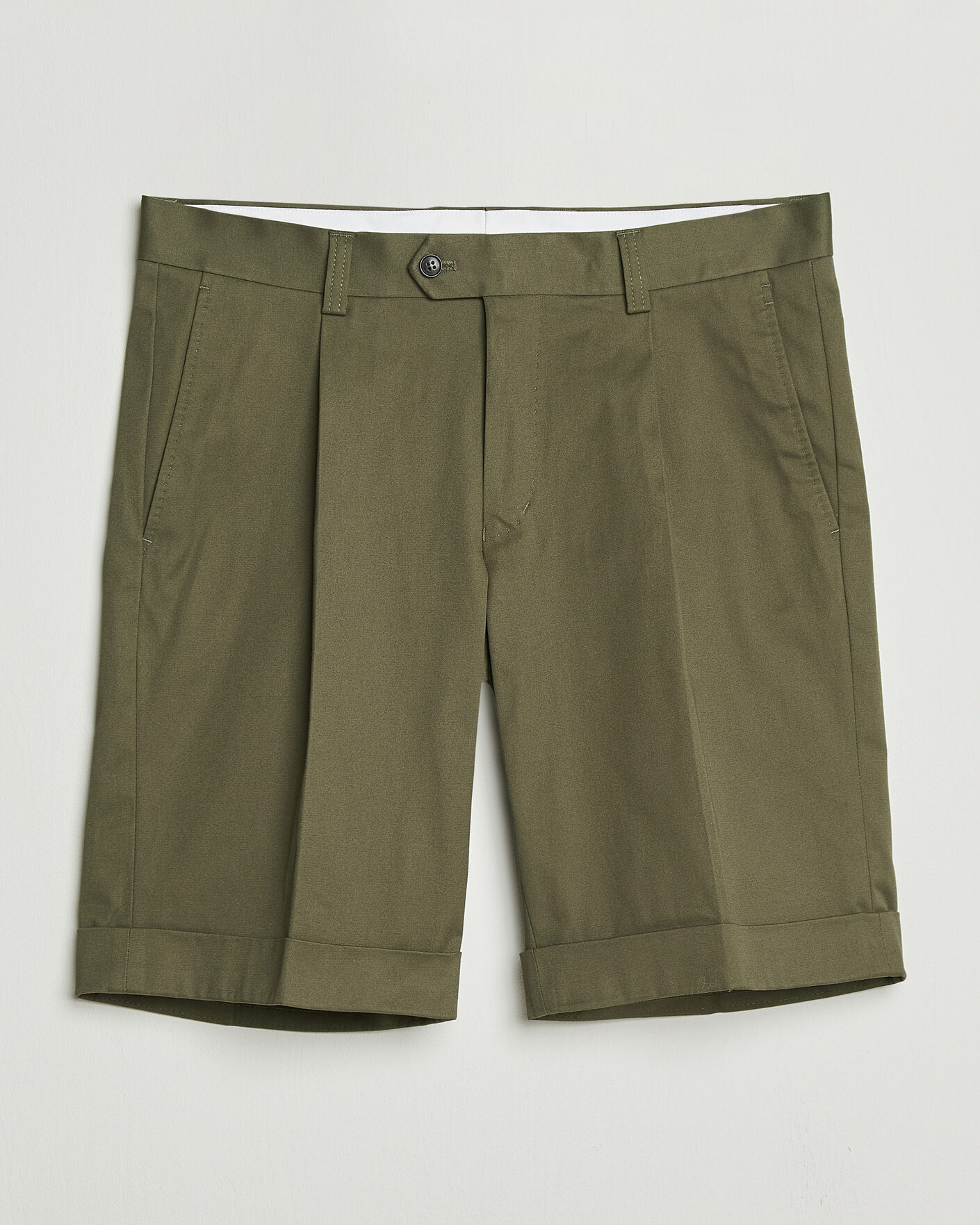 Uomini | Pantaloncini | Tiger of Sweden | Tenut Cotton Chino Shorts Kalamata Green