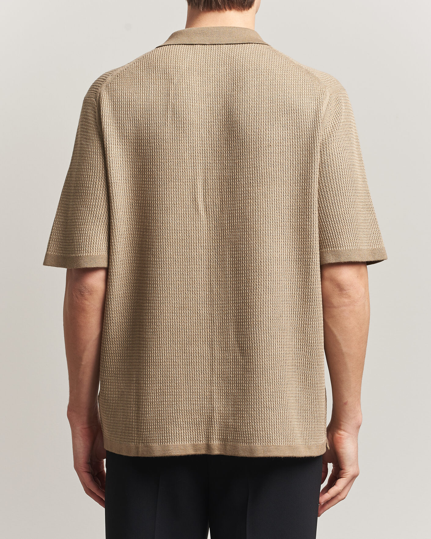 Uomini | Camicie | Tiger of Sweden | River Knitted Short Sleeve Shirt Umber Brown