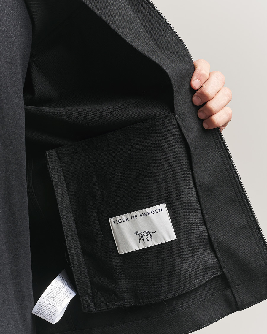 Uomini | Camicie | Tiger of Sweden | Barnaby Technical Overshirt Black