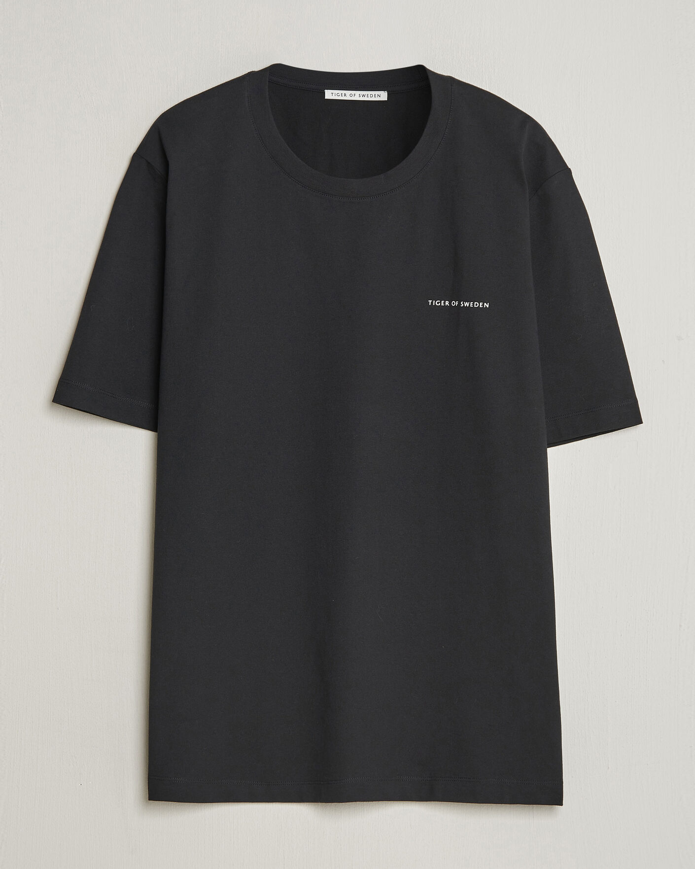 Uomini | T-shirt | Tiger of Sweden | Pro Cotton Logo T-Shirt Black