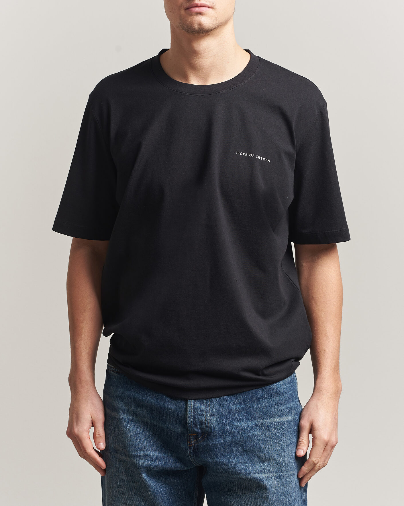 Uomini | T-shirt | Tiger of Sweden | Pro Cotton Logo T-Shirt Black