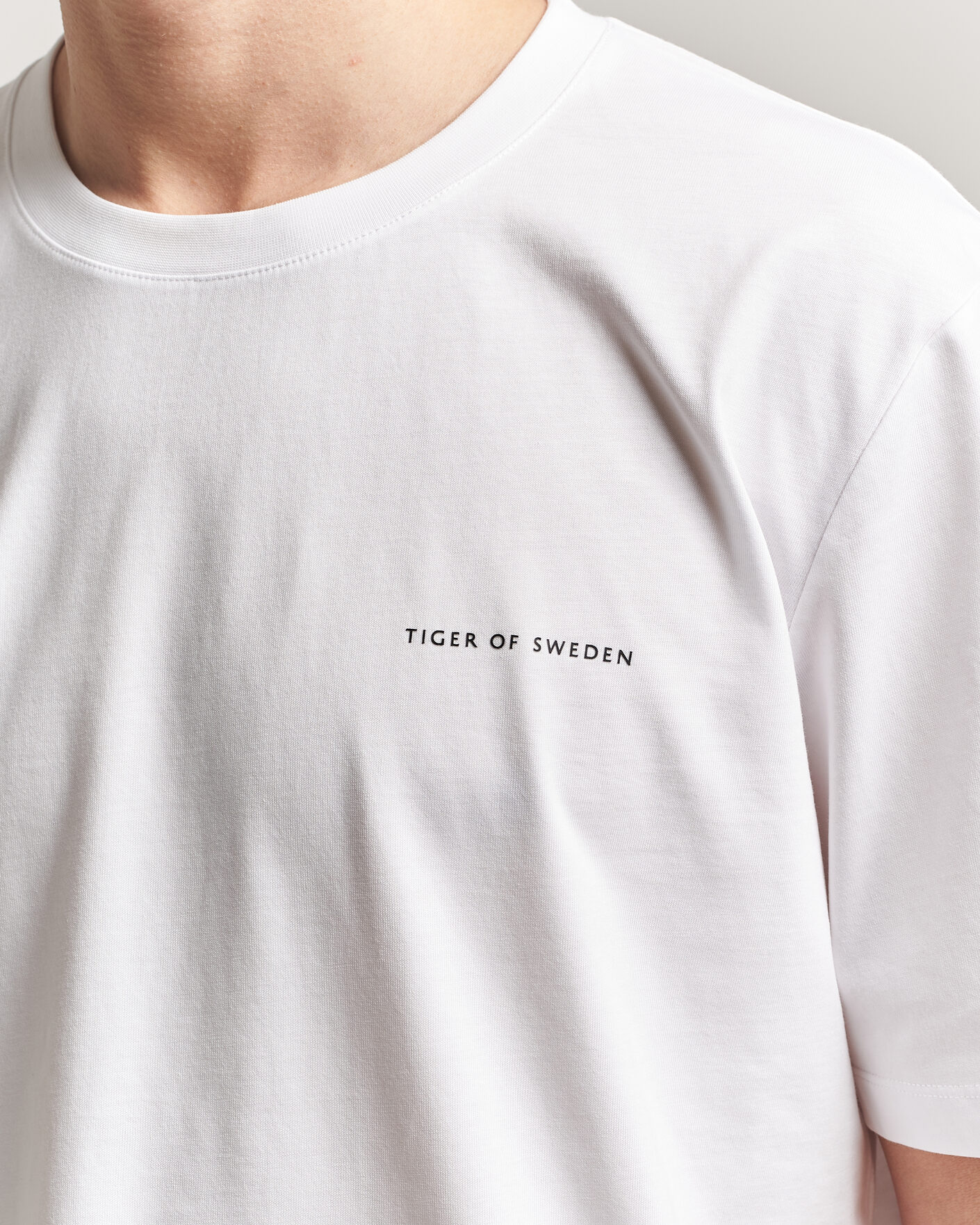 Uomini | T-shirt | Tiger of Sweden | Pro Cotton Logo T-Shirt Pure White