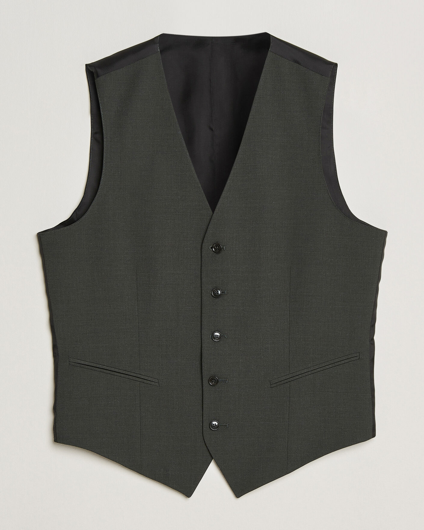Uomini | Blazers | Tiger of Sweden | Wayde Wool Travel Waistcoat Olive Extreme