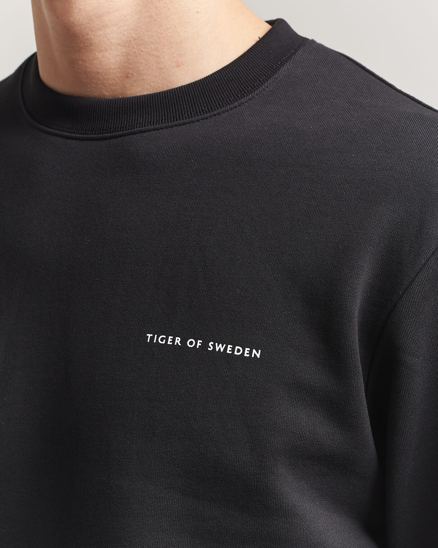 Uomini | Maglieria | Tiger of Sweden | Emerson Crew Neck Sweatshirt Black