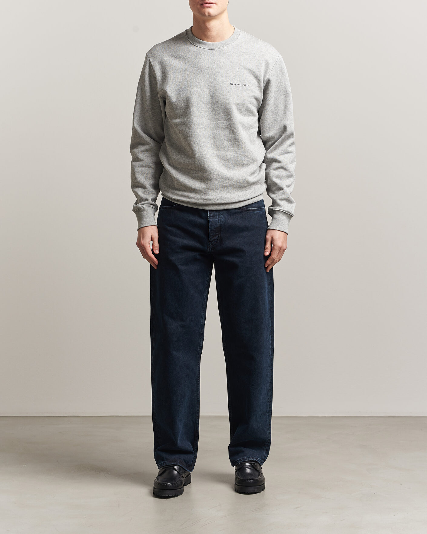 Uomini | Maglieria | Tiger of Sweden | Emerson Crew Neck Sweatshirt Grey Melange