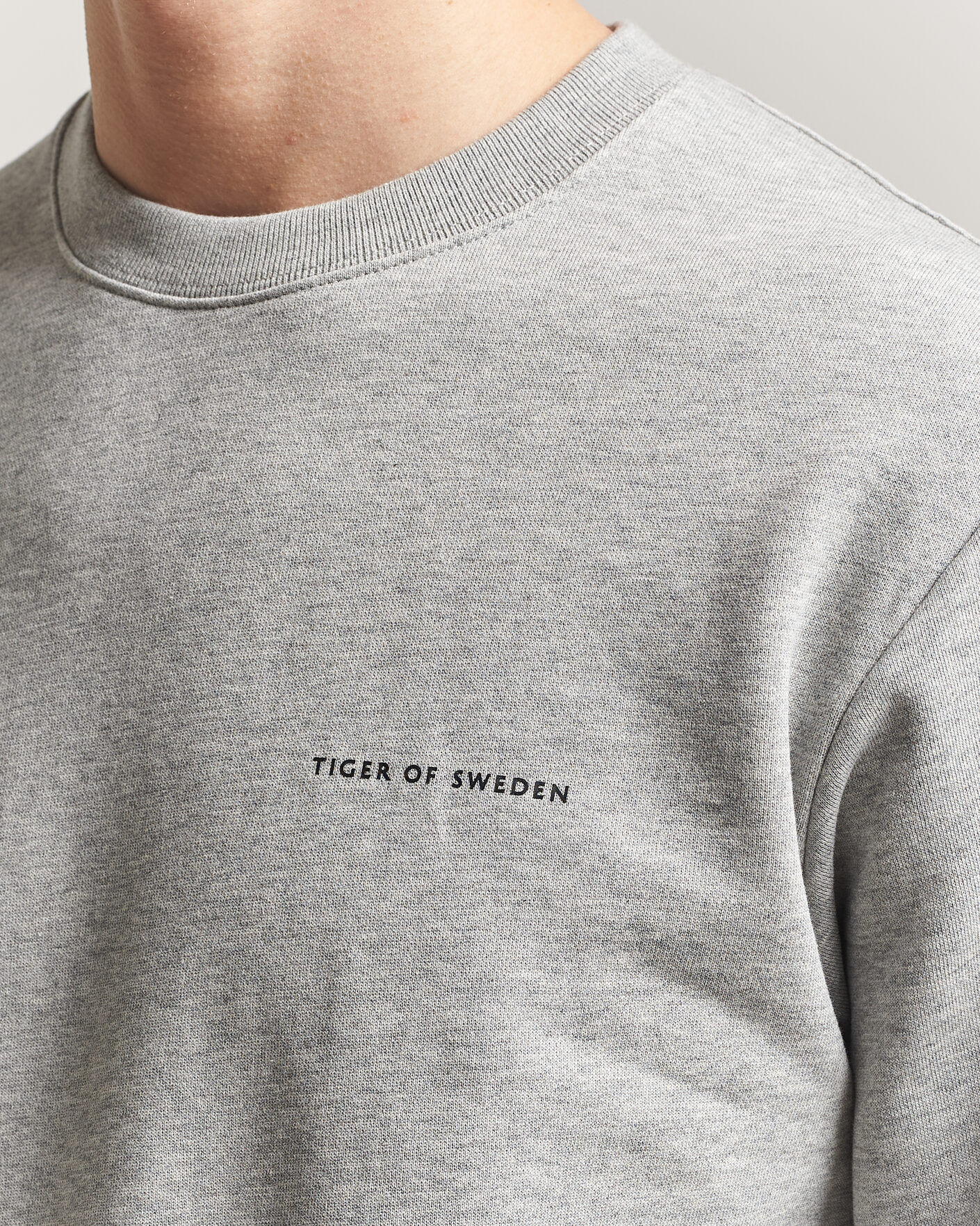Uomini | Maglieria | Tiger of Sweden | Emerson Crew Neck Sweatshirt Grey Melange
