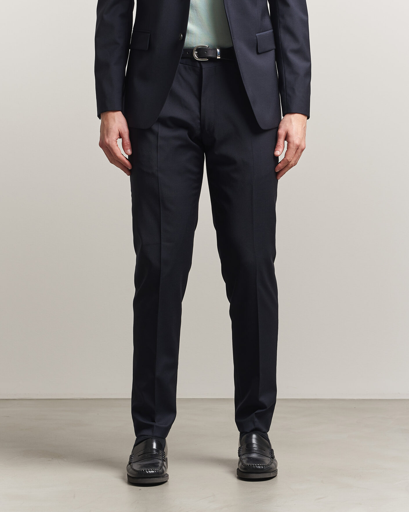 Uomini | Pantaloni | Tiger of Sweden | Tenuta Wool Travel Suit Trousers Dark Ink