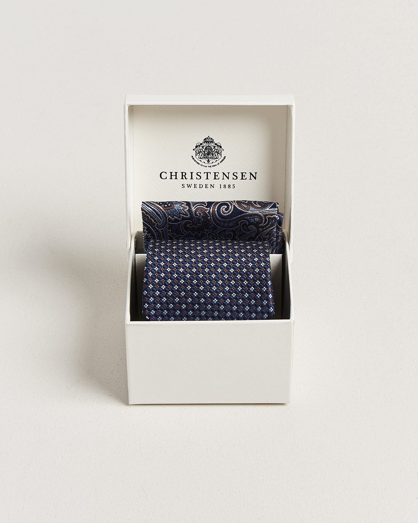 Uomini | Cravatte | Amanda Christensen | Box Set Printed Silk 8cm Tie With Pocket Square Navy/Brown