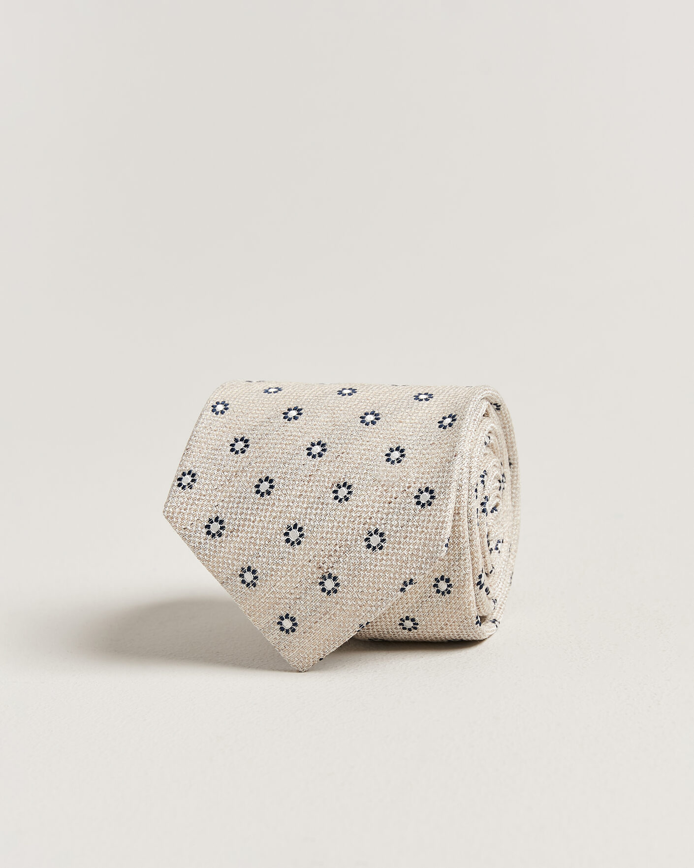 Uomini | Cravatte | Amanda Christensen | Silk/Linen 8cm Flower Tie Beige