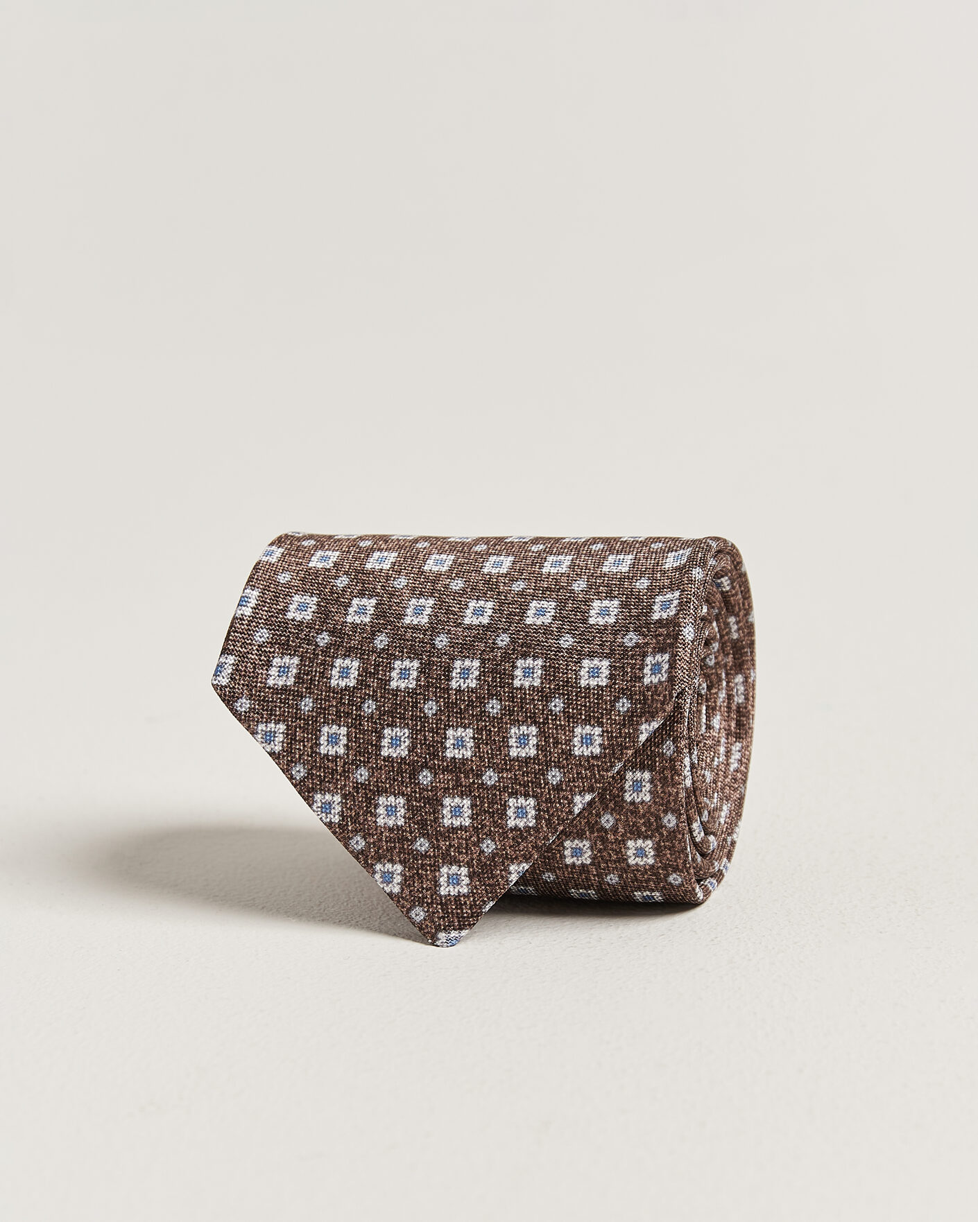 Uomini | Cravatte | Amanda Christensen | Silk Oxford 8cm Flower Tie Brown