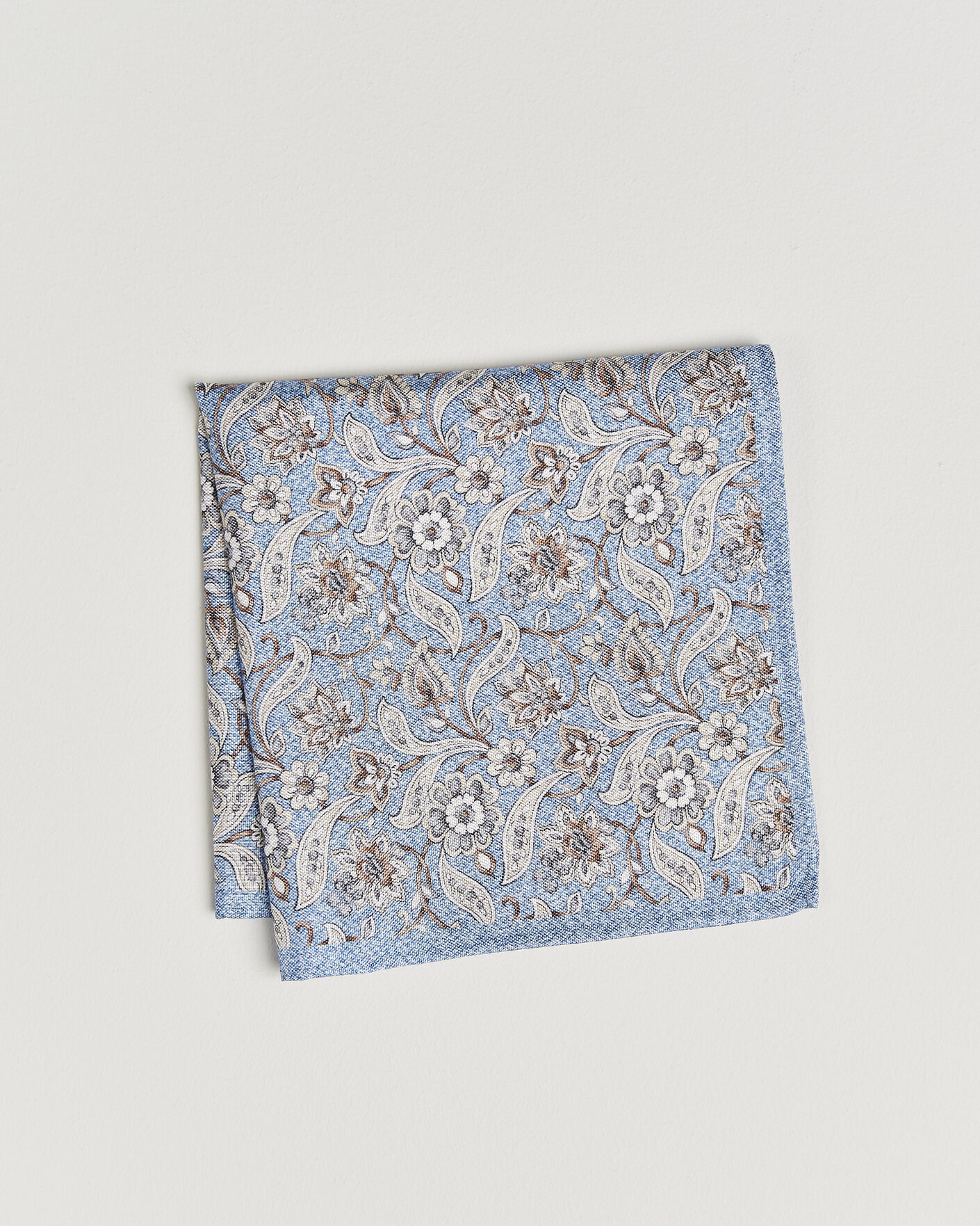 Uomini | Fazzoletti da taschino | Amanda Christensen | Silk Oxford Large Flower Pocket Square Blue