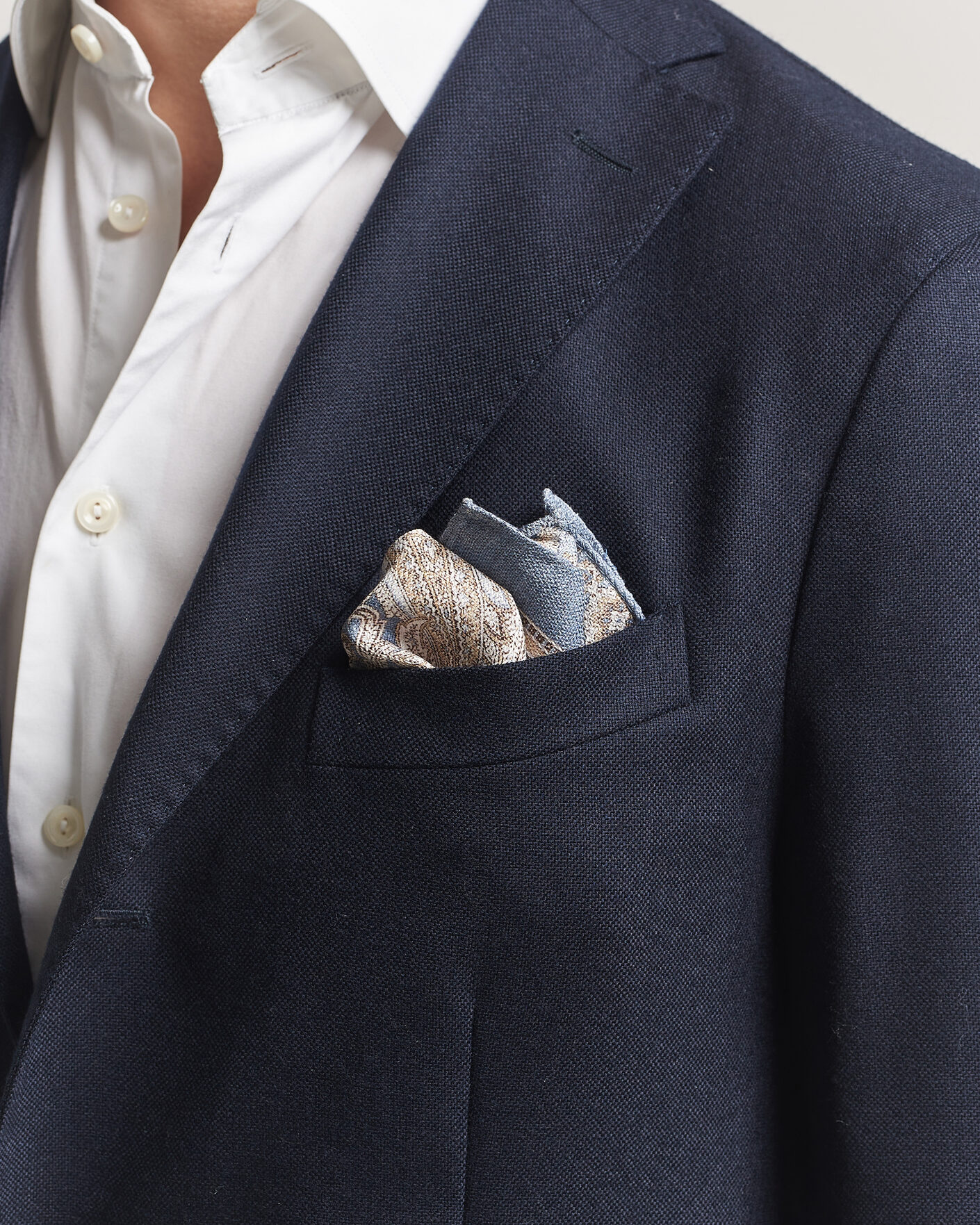 Uomini | Fazzoletti da taschino | Amanda Christensen | Silk Shappe Double Faced Pocket Square Navy