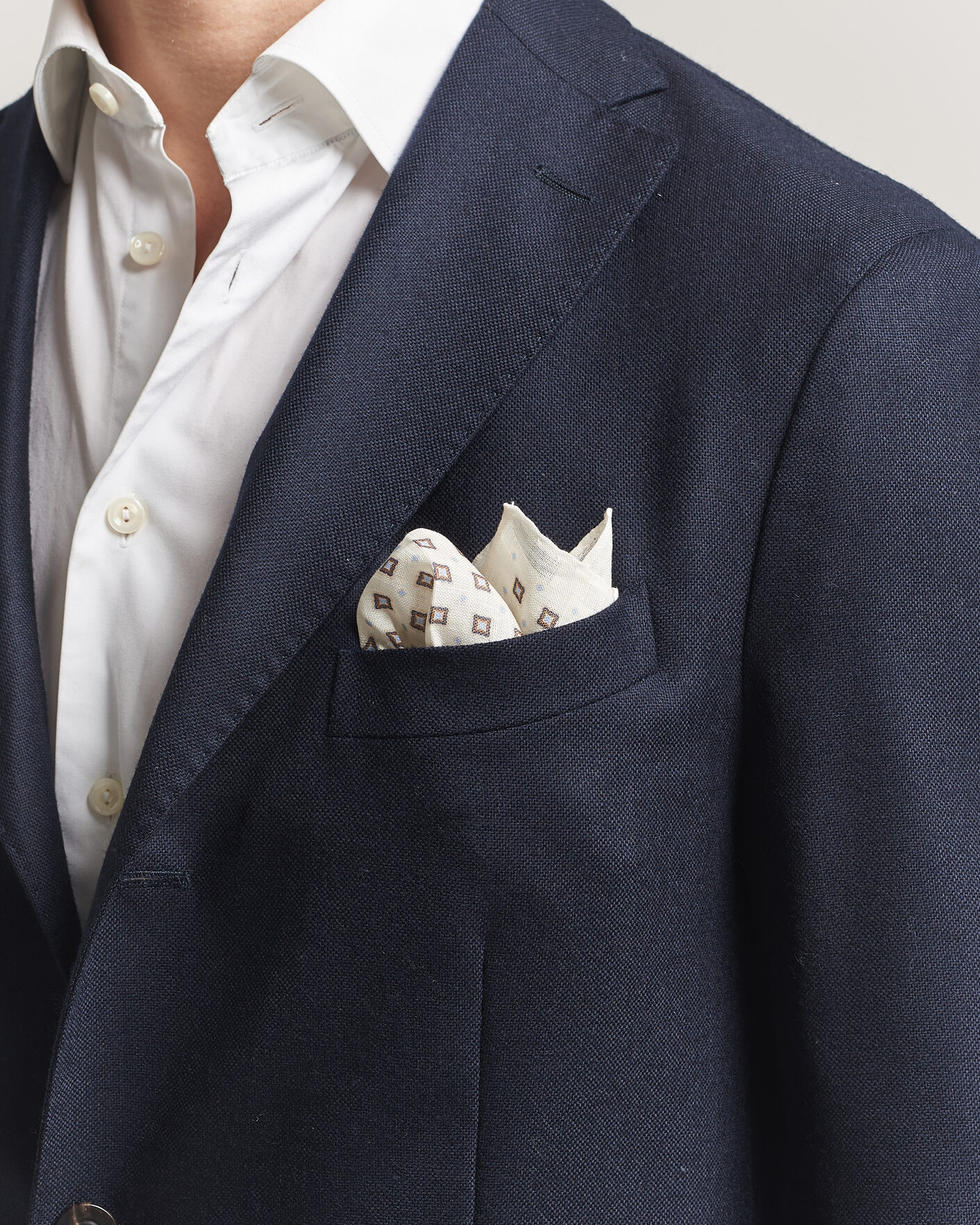 Uomini | Fazzoletti da taschino | Amanda Christensen | Linen Medallion Pocket Square Cream