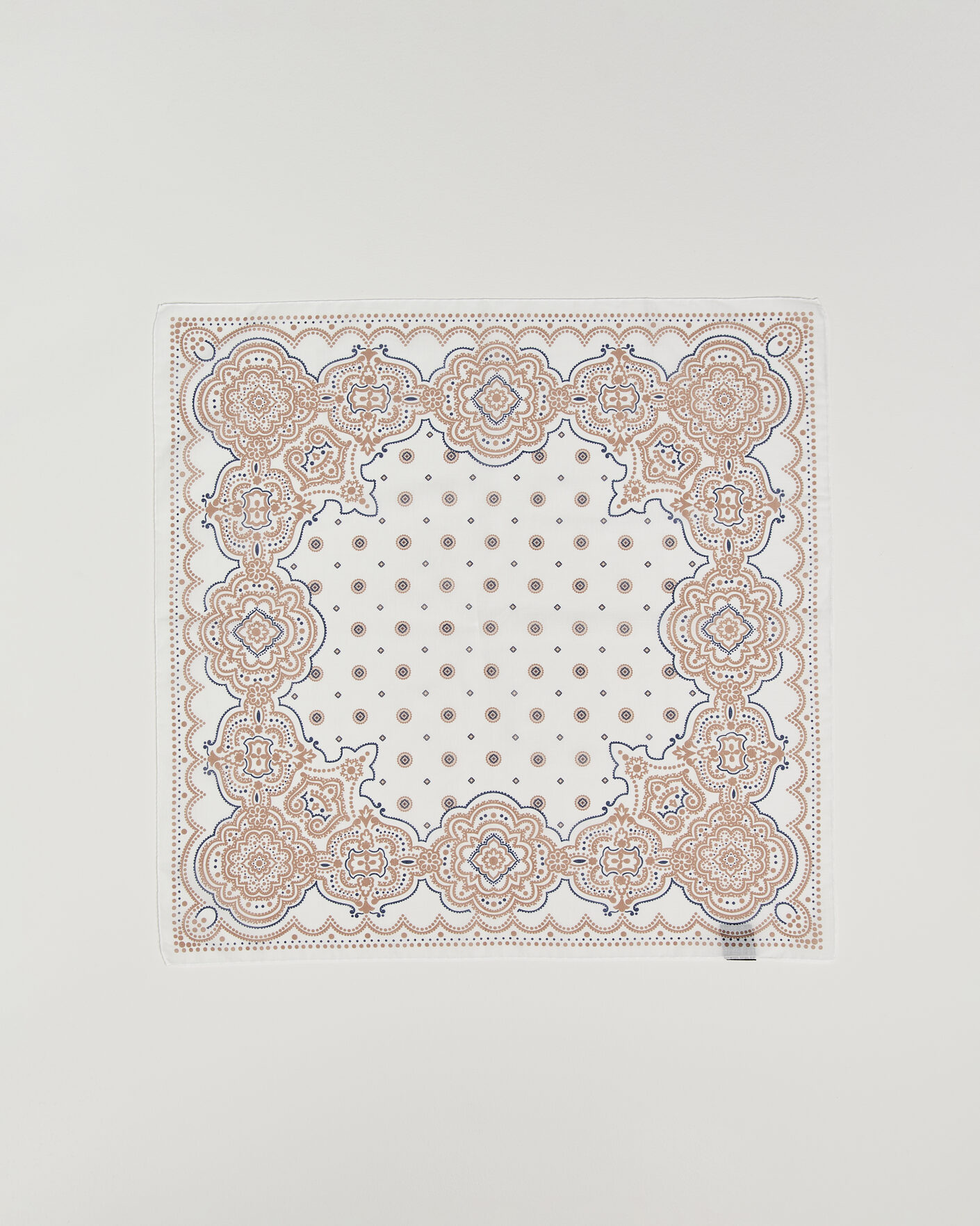 Uomini | Sciarpe | Amanda Christensen | Cotton Voilé Medallion Bandana Cream