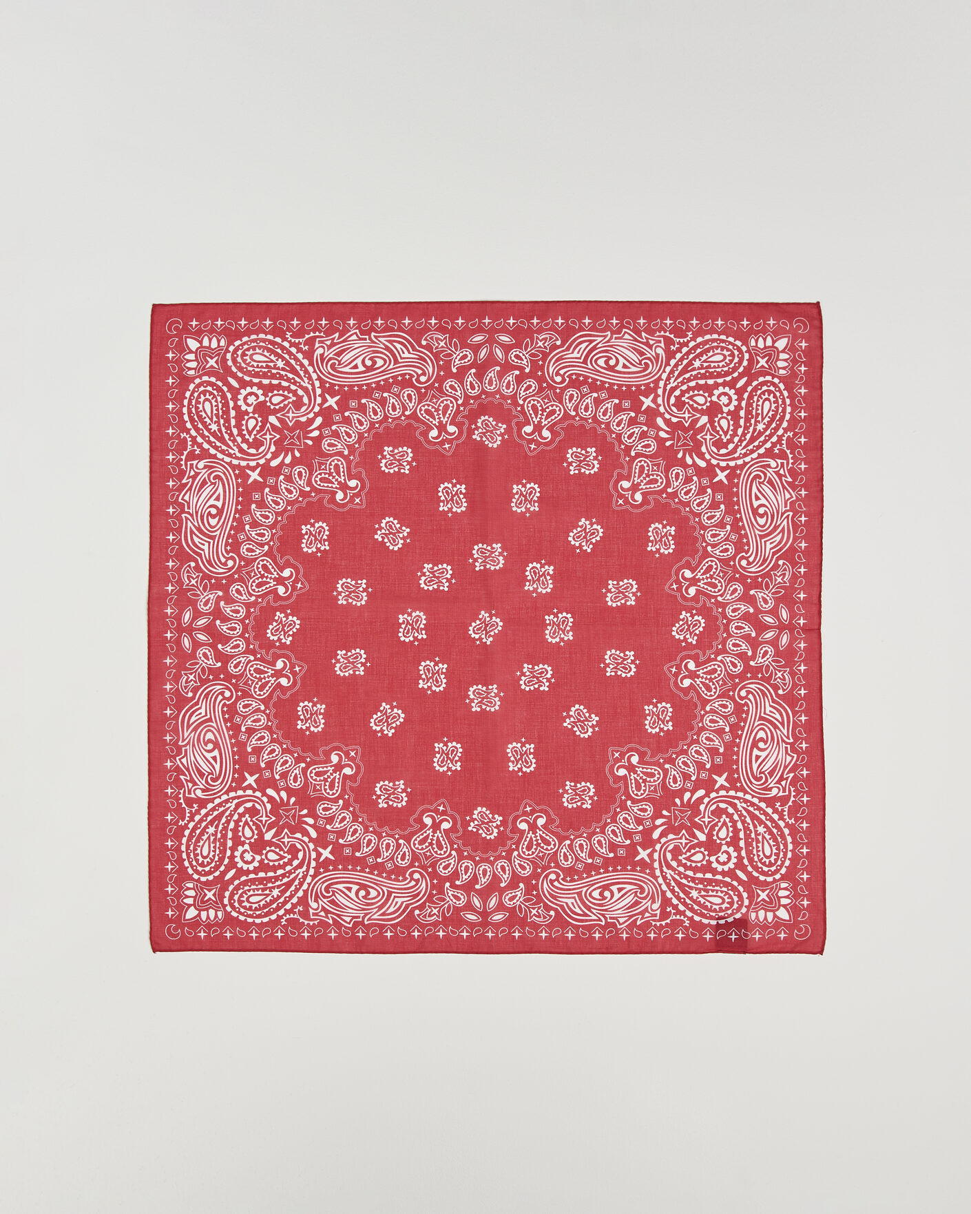 Uomini | Sciarpe | Amanda Christensen | Cotton Voilé Paisley Bandana Red