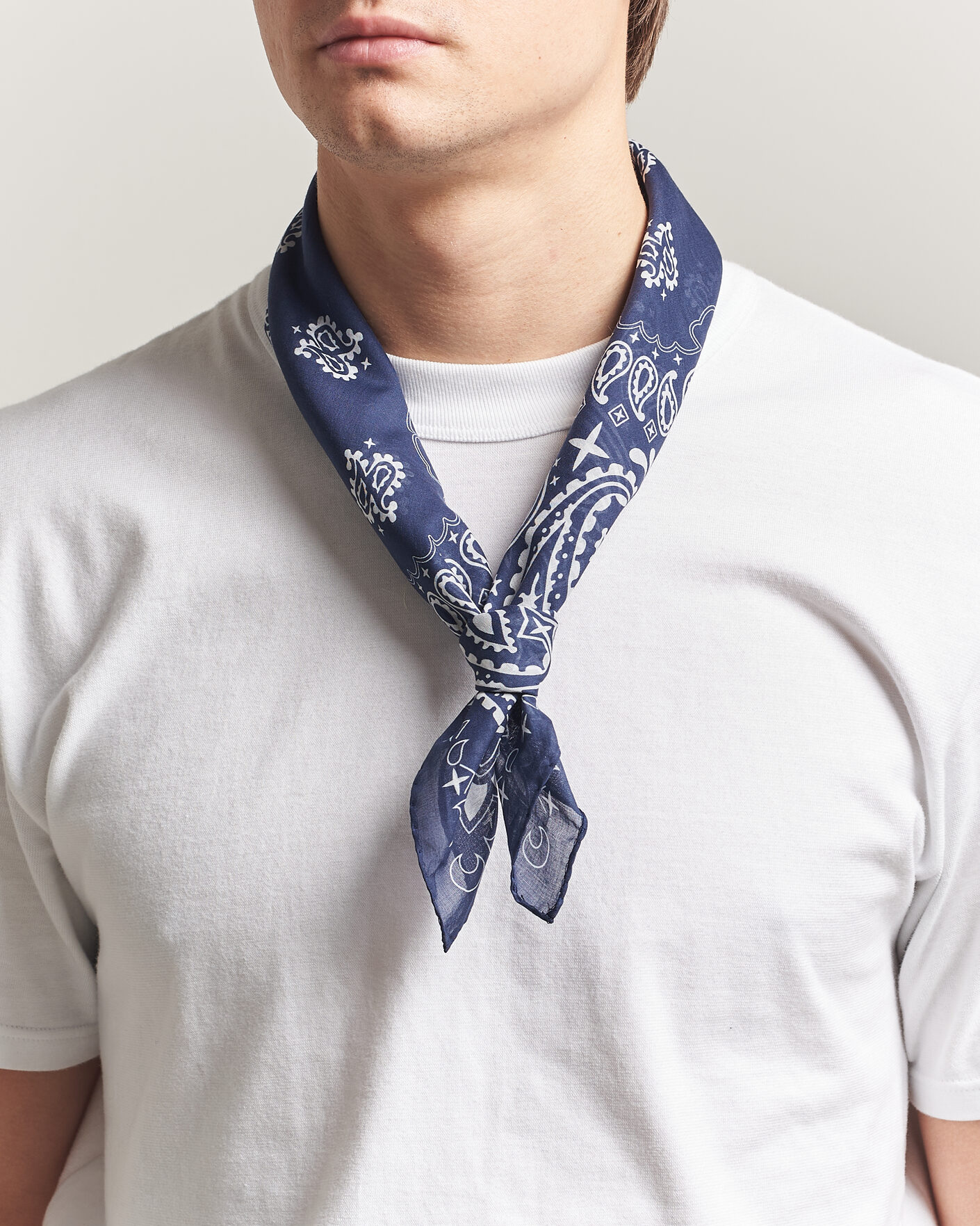 Uomini | Sciarpe | Amanda Christensen | Cotton Voilé Paisley Bandana Navy