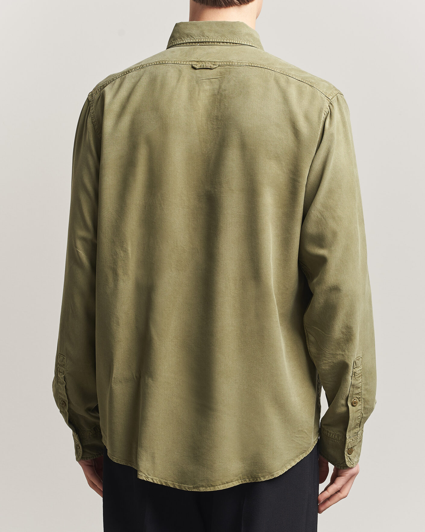 Uomini | Camicie | Filippa K | Zack Lyocell Shirt Laurel Green