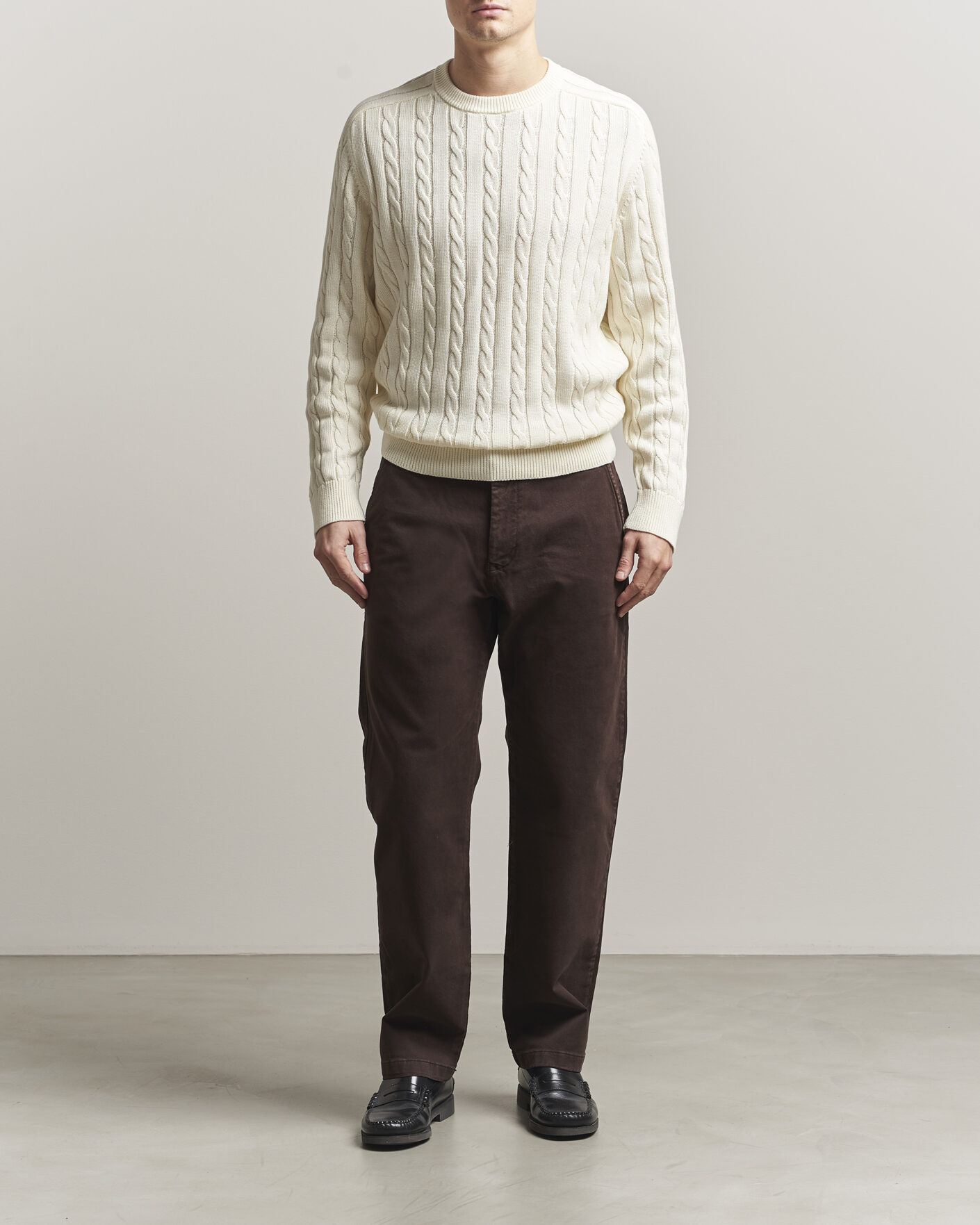 Uomini | Maglieria | Filippa K | Cotton Cable Crew Neck Sweater Calico White