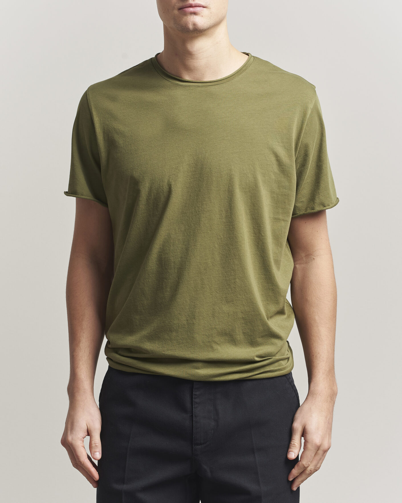 Uomini | T-shirt | Filippa K | Roll Neck Crew Neck T-Shirt Laurel Green