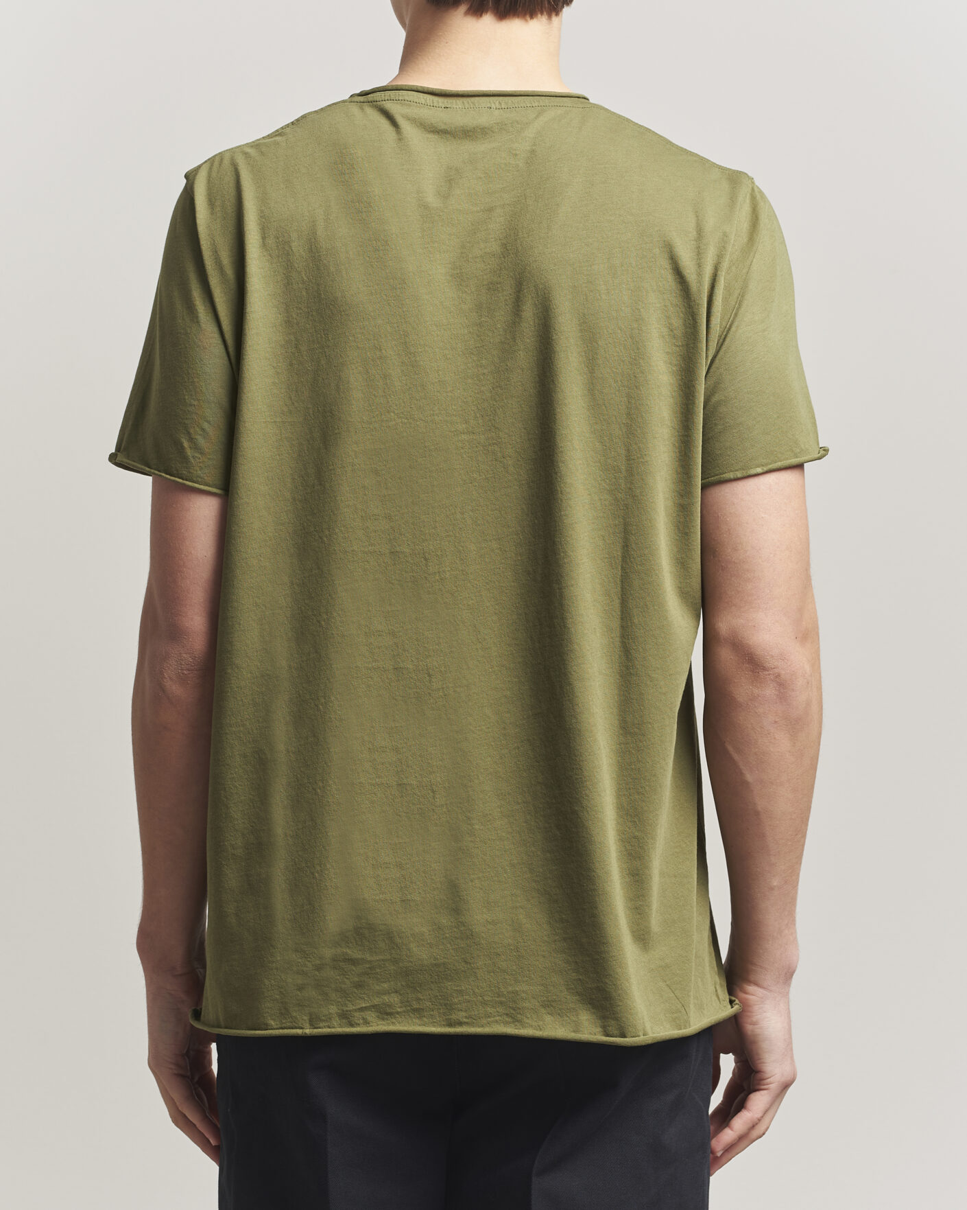 Uomini | T-shirt | Filippa K | Roll Neck Crew Neck T-Shirt Laurel Green