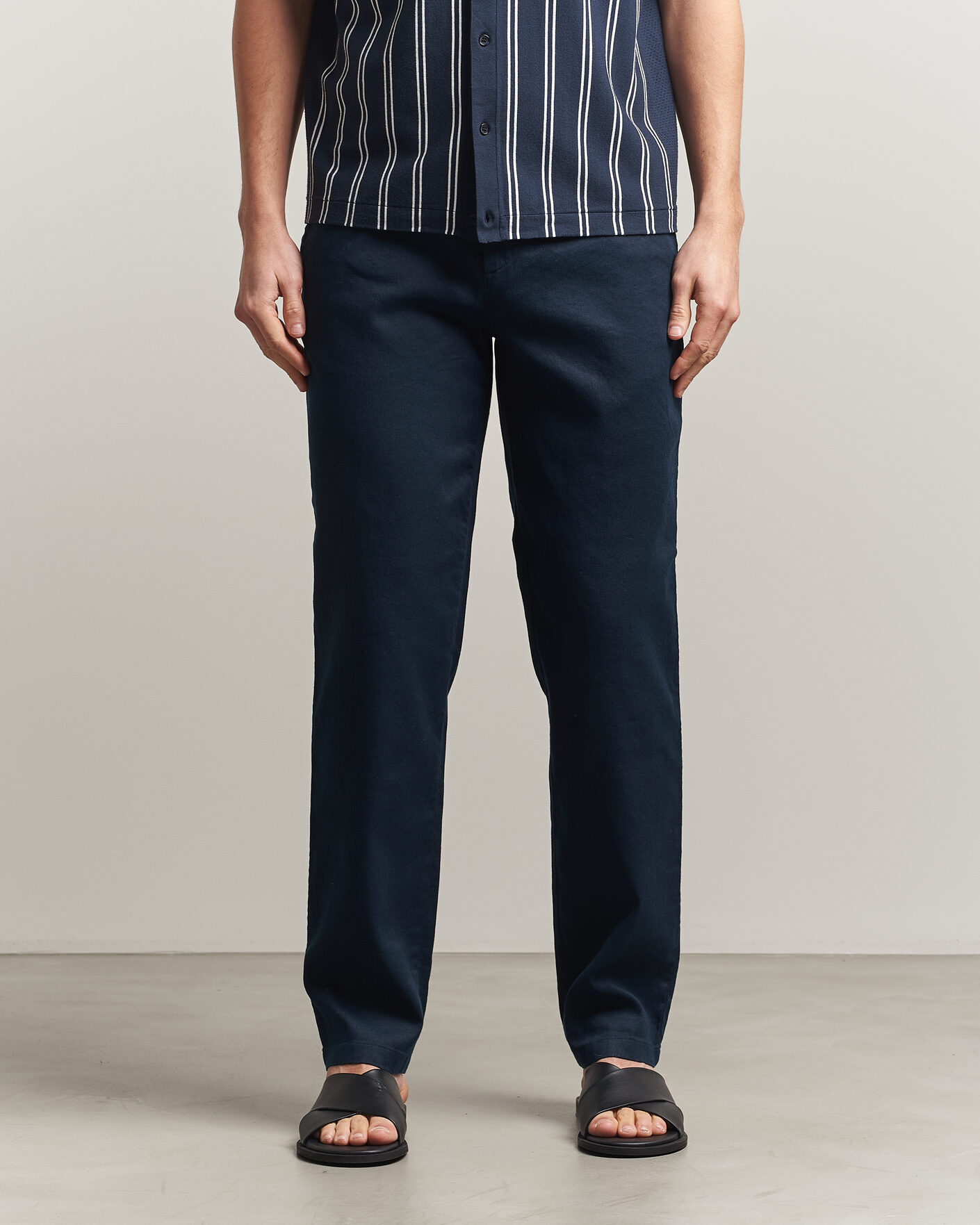Uomini | Pantaloni | J.Lindeberg | Logan Stretch Linen Pants JL Navy