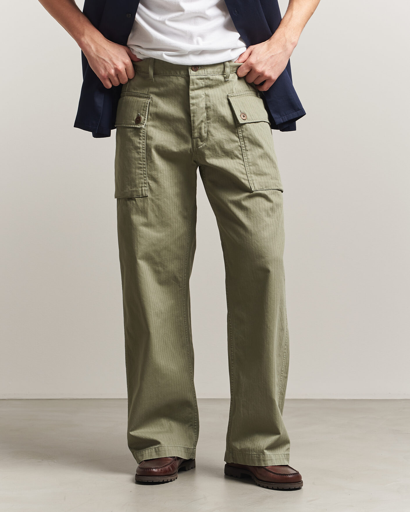 Uomini | Pantaloni | Nudie Jeans | Loud Larry Pants Pale Green