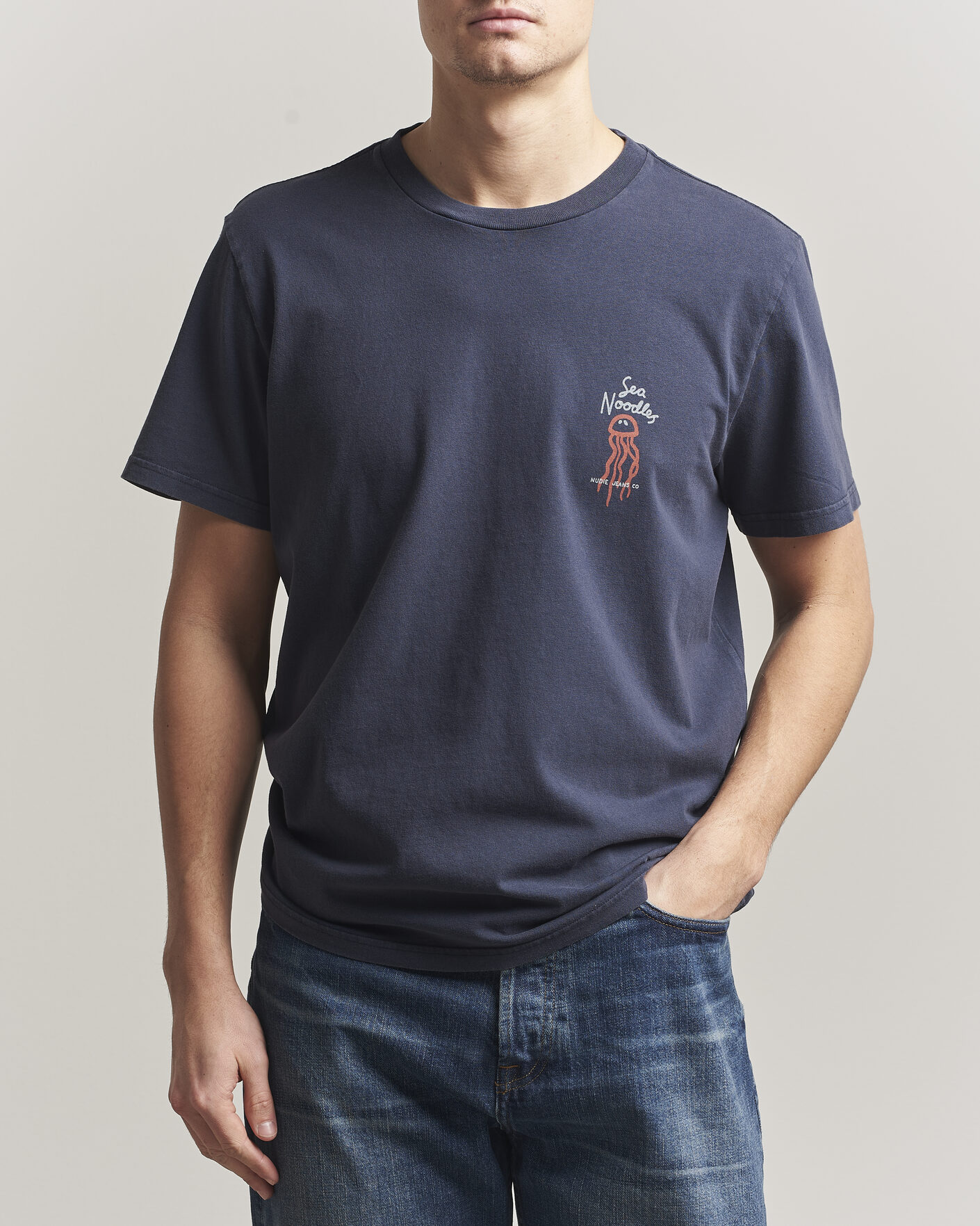 Uomini | T-shirt | Nudie Jeans | Roy Printed T-Shirt Dark Blue
