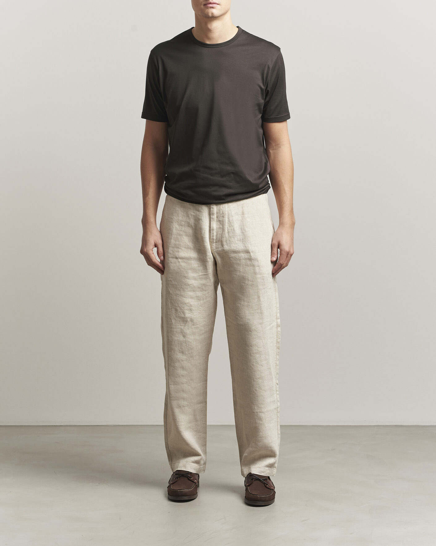 Uomini | T-shirt | Sunspel | Crew Neck Q82 Cotton T-Shirt Dark Chocolate