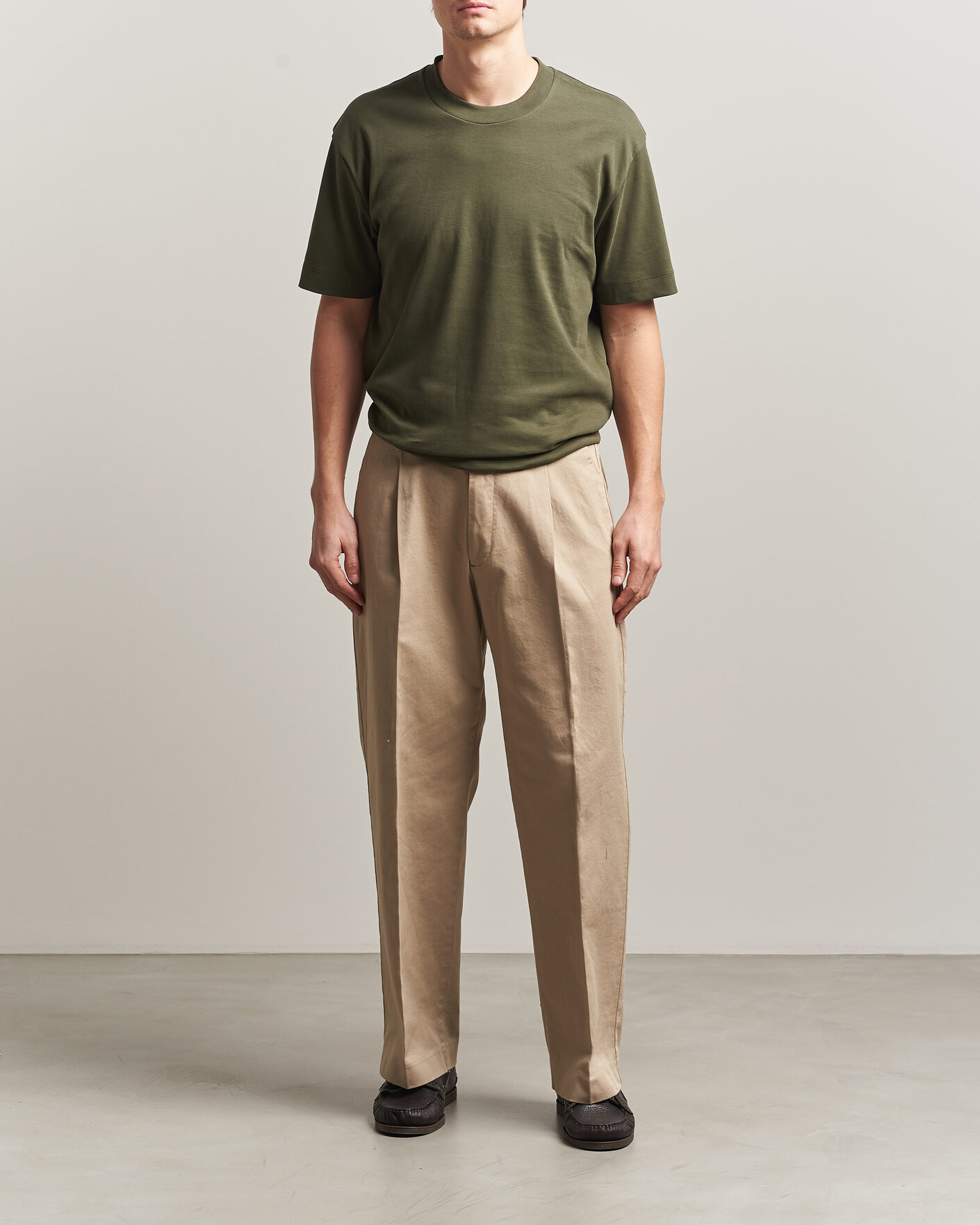 Uomini | T-shirt | Sunspel | Heavy Weight Supima Cotton T-Shirt Deep Olive