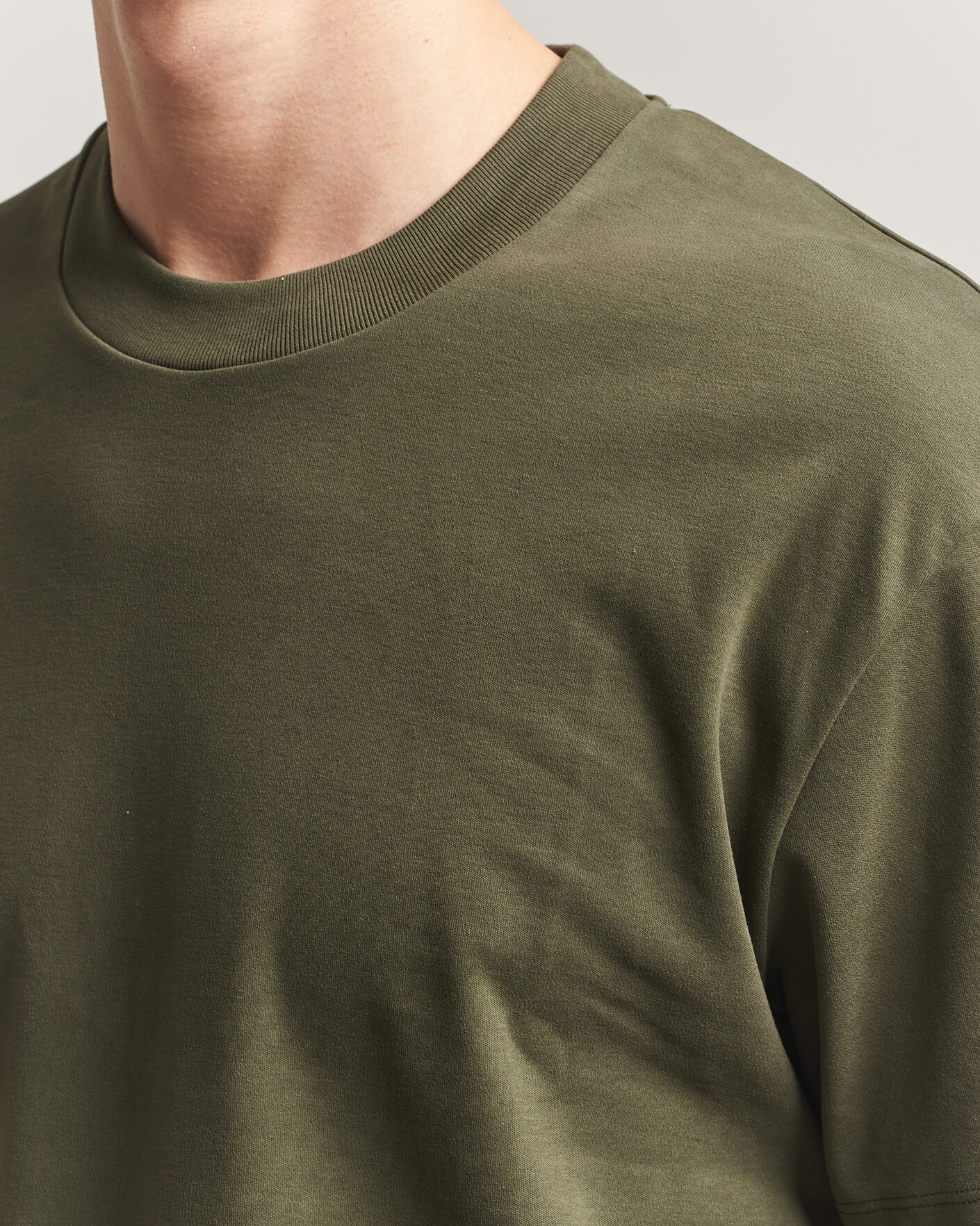 Uomini | T-shirt | Sunspel | Heavy Weight Supima Cotton T-Shirt Deep Olive