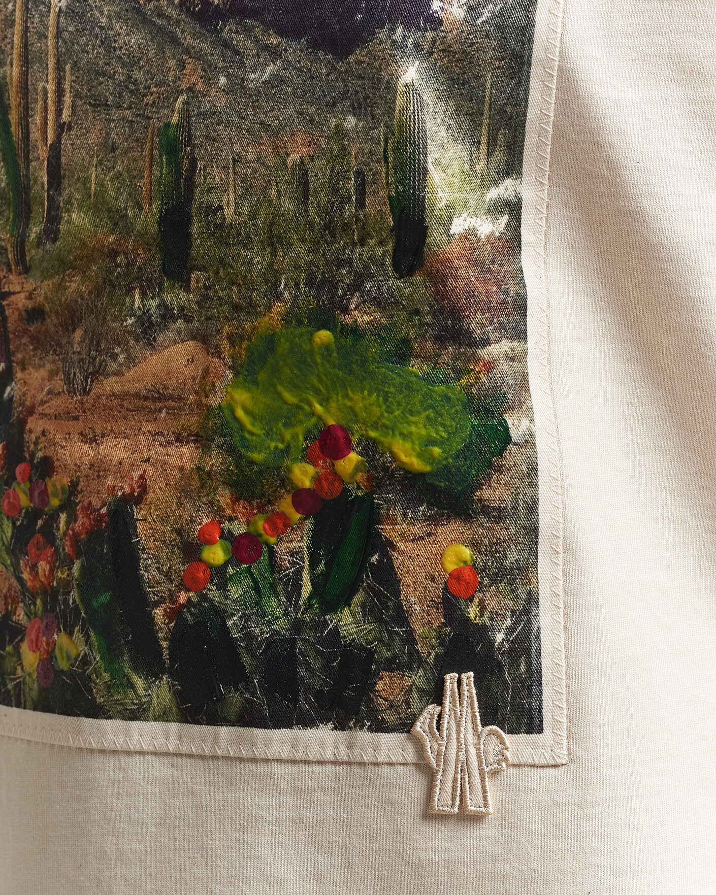 Uomini | T-shirt | Moncler Grenoble | Mountain Print T-Shirt Off White