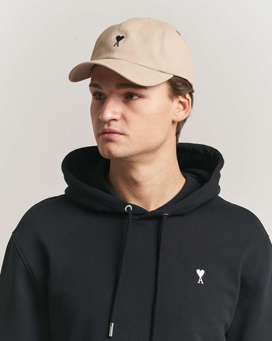Uomini | Cappelli & Berretti | AMI | Black Heart Logo Cap Beige Taupe