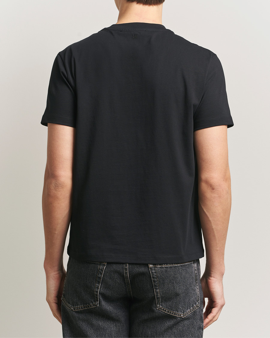 Uomini | T-shirt | AMI | Contrast Heart Logo T-Shirt Black