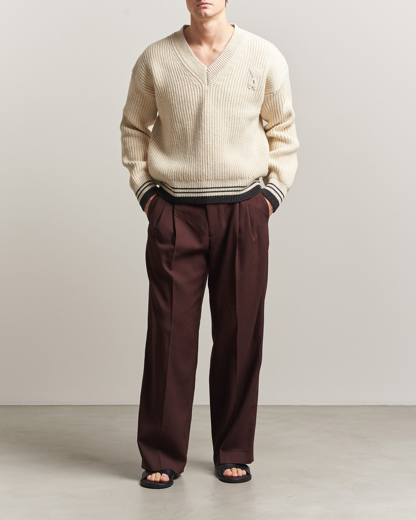 Uomini | Maglieria | AMI | Wool/Cotton Ribbed V-Neck Creme