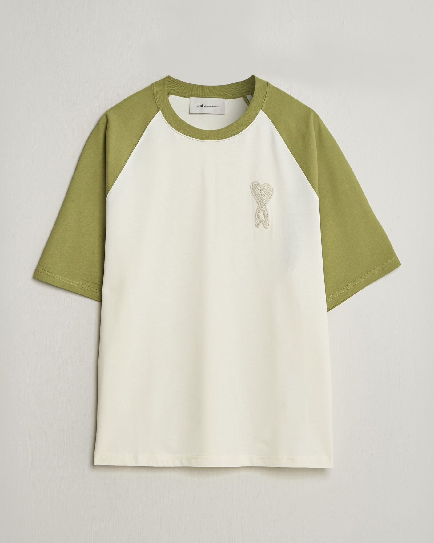 Uomini | T-shirt | AMI | Knitted Heart Logo T-Shirt Creme/Matcha