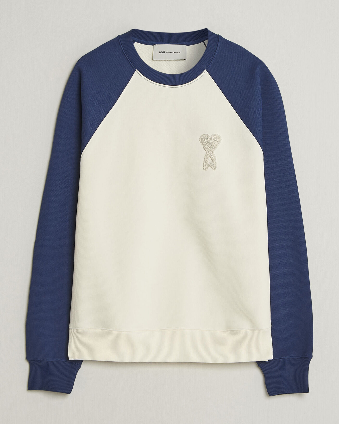 Uomini | Maglieria | AMI | Knitted Heart Logo Sweatshirt Creme/Navy