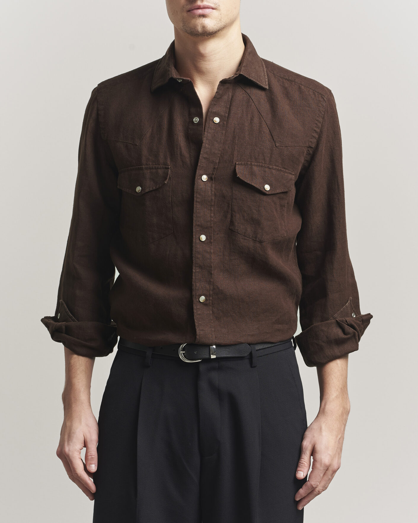 Uomini | Camicie | 100Hands | Two Pocket Western Linen Shirt Chocolate