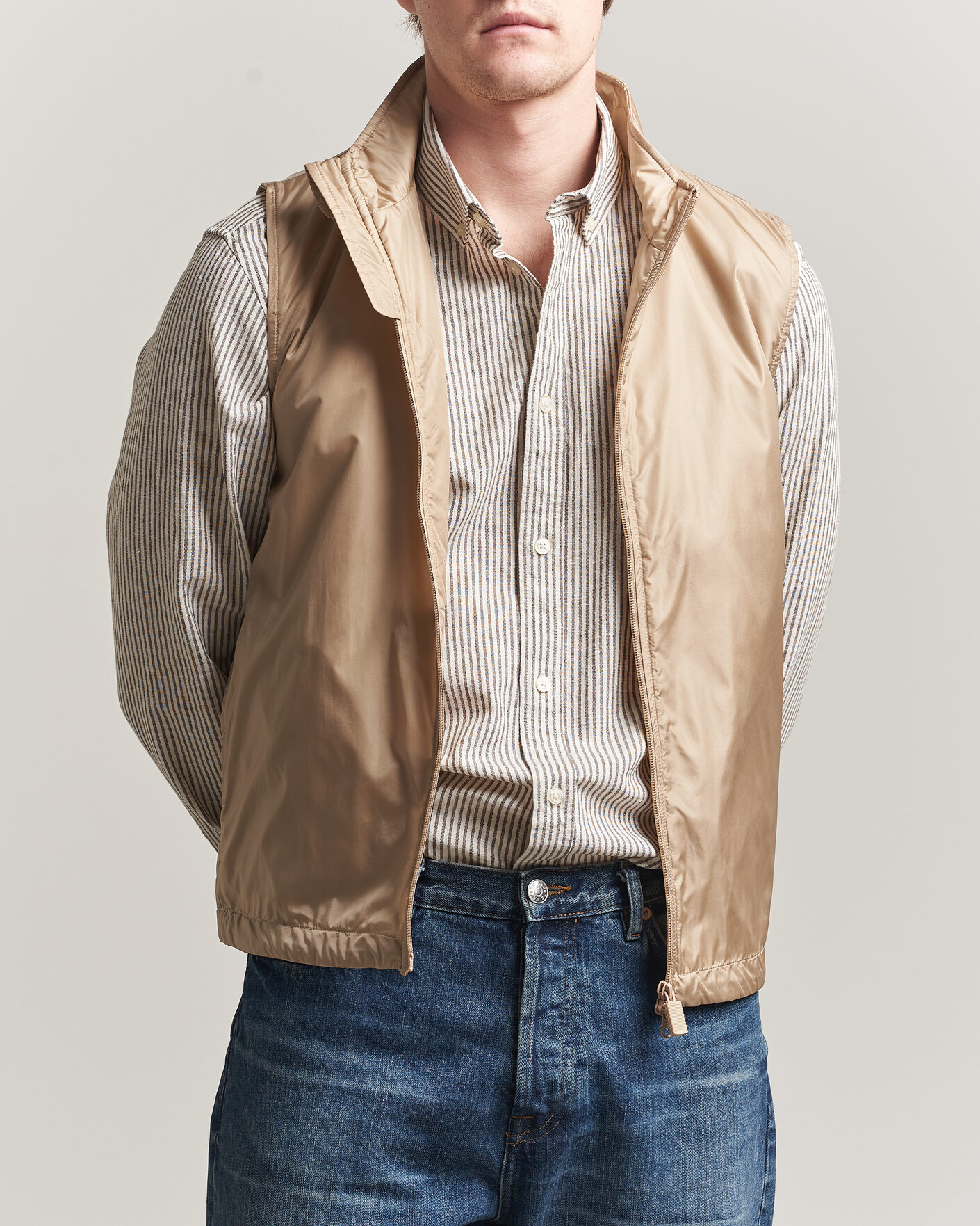 Uomini | Gilet | Aspesi | Vernes Nylon Gilet Beige