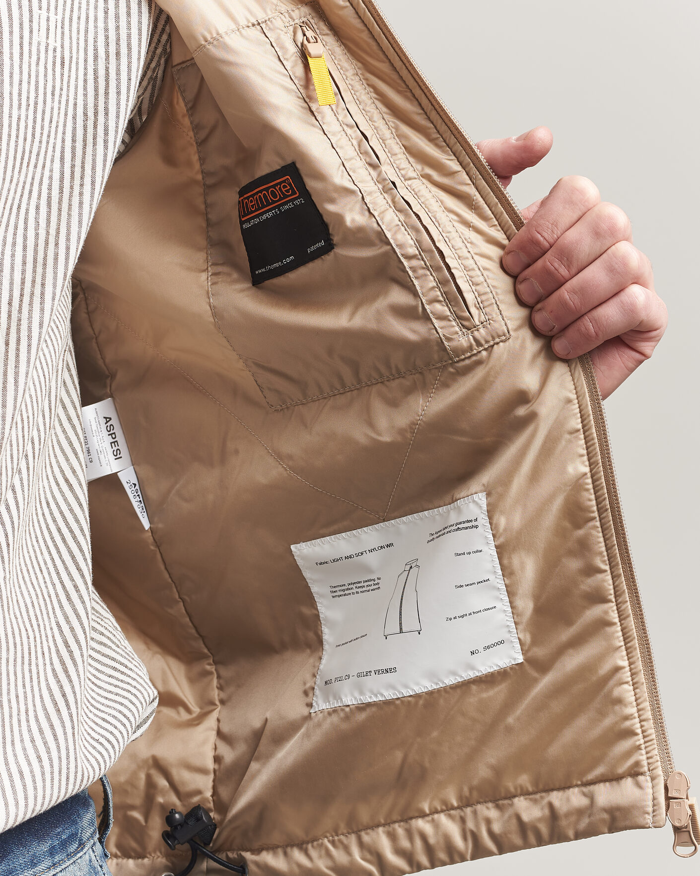 Uomini | Gilet | Aspesi | Vernes Nylon Gilet Beige