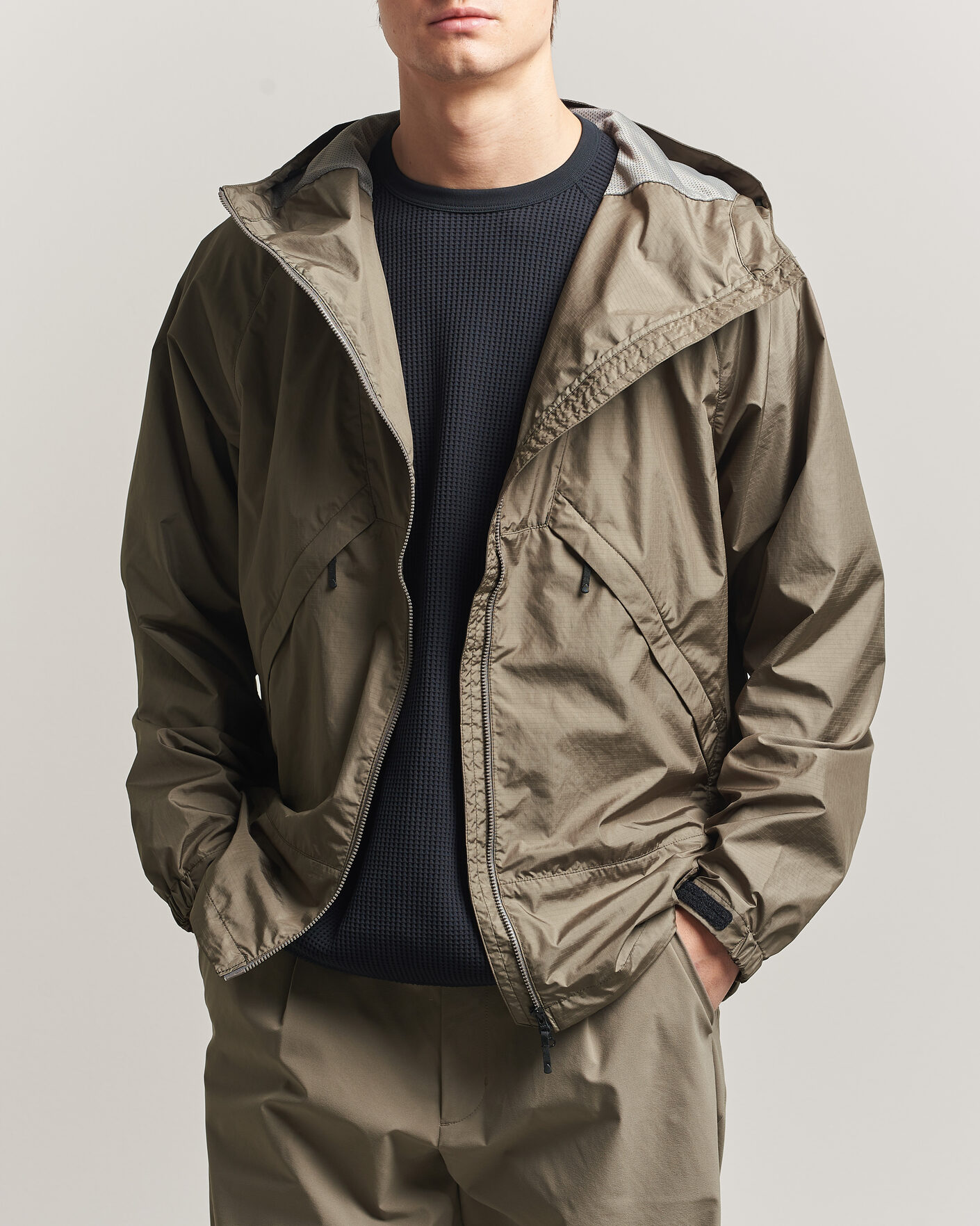 Uomini | Giacche | Goldwin | Rip Stop Hooded Jacket Sand