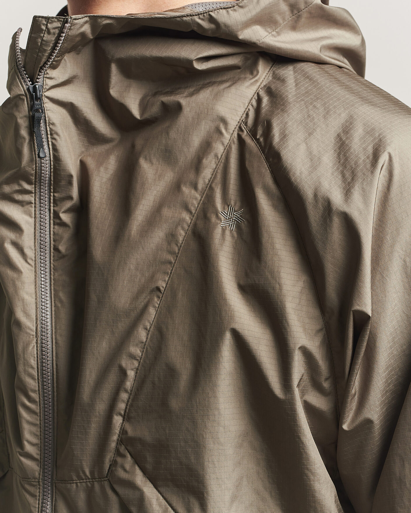 Uomini | Giacche | Goldwin | Rip Stop Hooded Jacket Sand