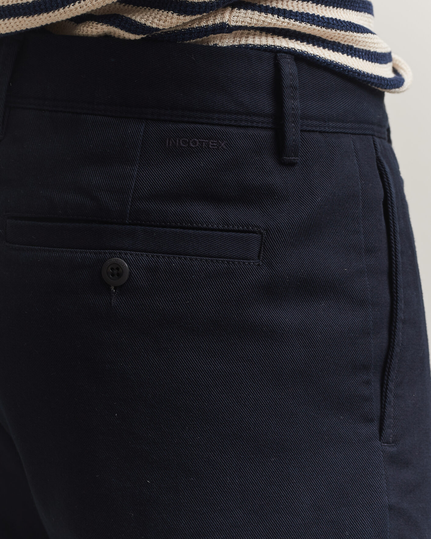 Uomini | Pantaloni | Incotex | Regular Fit Uniform Cotton Slacks Navy