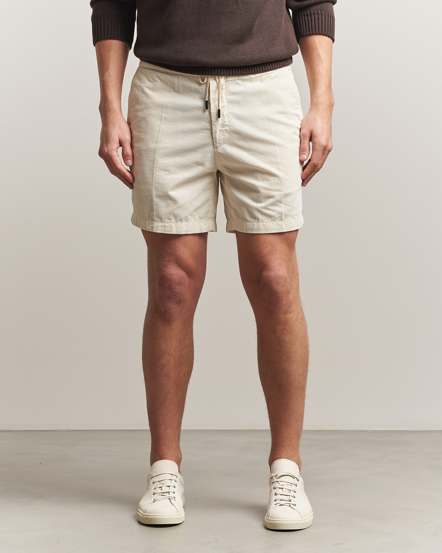 Uomini | Pantaloncini | Incotex | Baby Corduroy Drawstring Shorts Off White