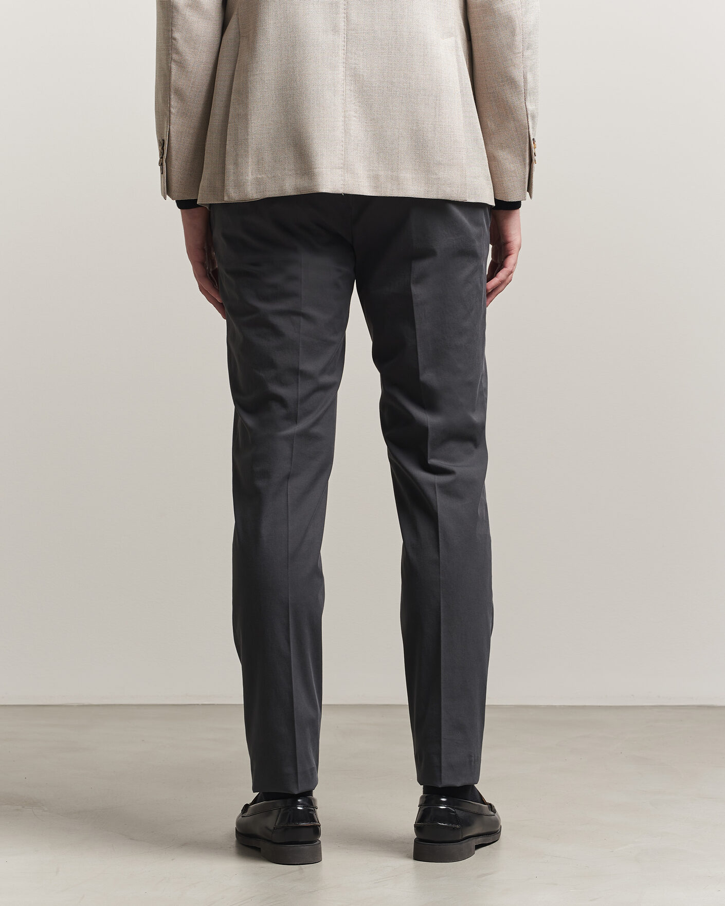 Uomini | Pantaloni | Incotex | Slim Fit Comfort Chinos Dark Grey