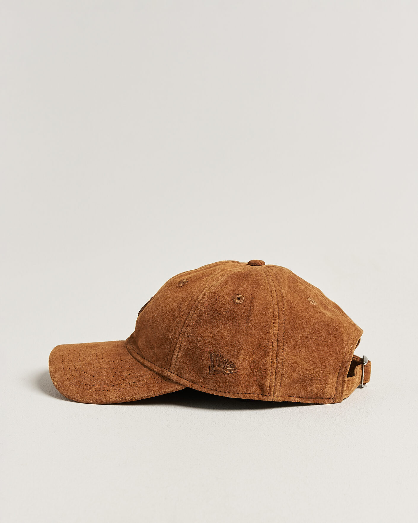 Uomini | Cappelli & Berretti | New Era | 9Twenty Suede New York Yankees Cap Brown