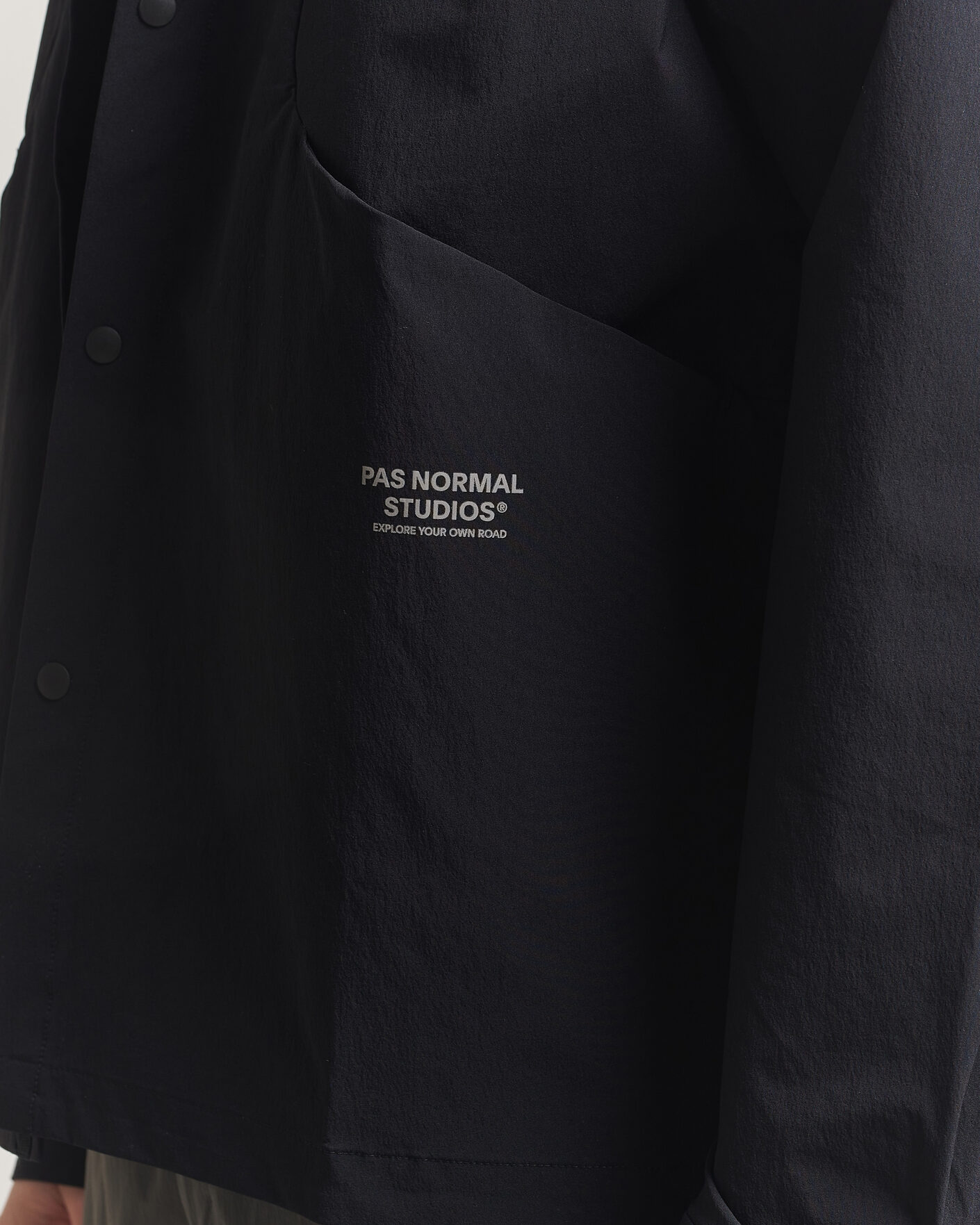 Uomini | Camicie | Pas Normal Studios | Off Race Tech Overshirt Black